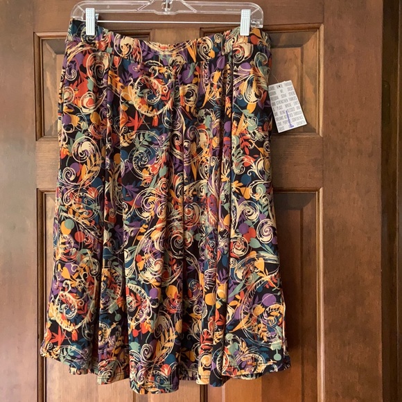 LuLaRoe Dresses & Skirts - Lularoe Madison skirt size L